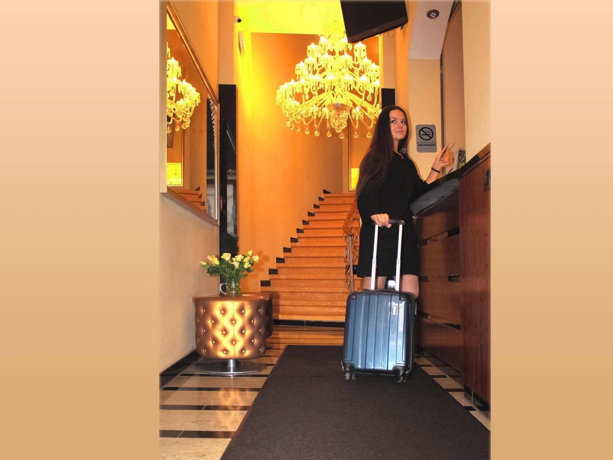 展会酒店 美因河畔法兰克福 外观 照片